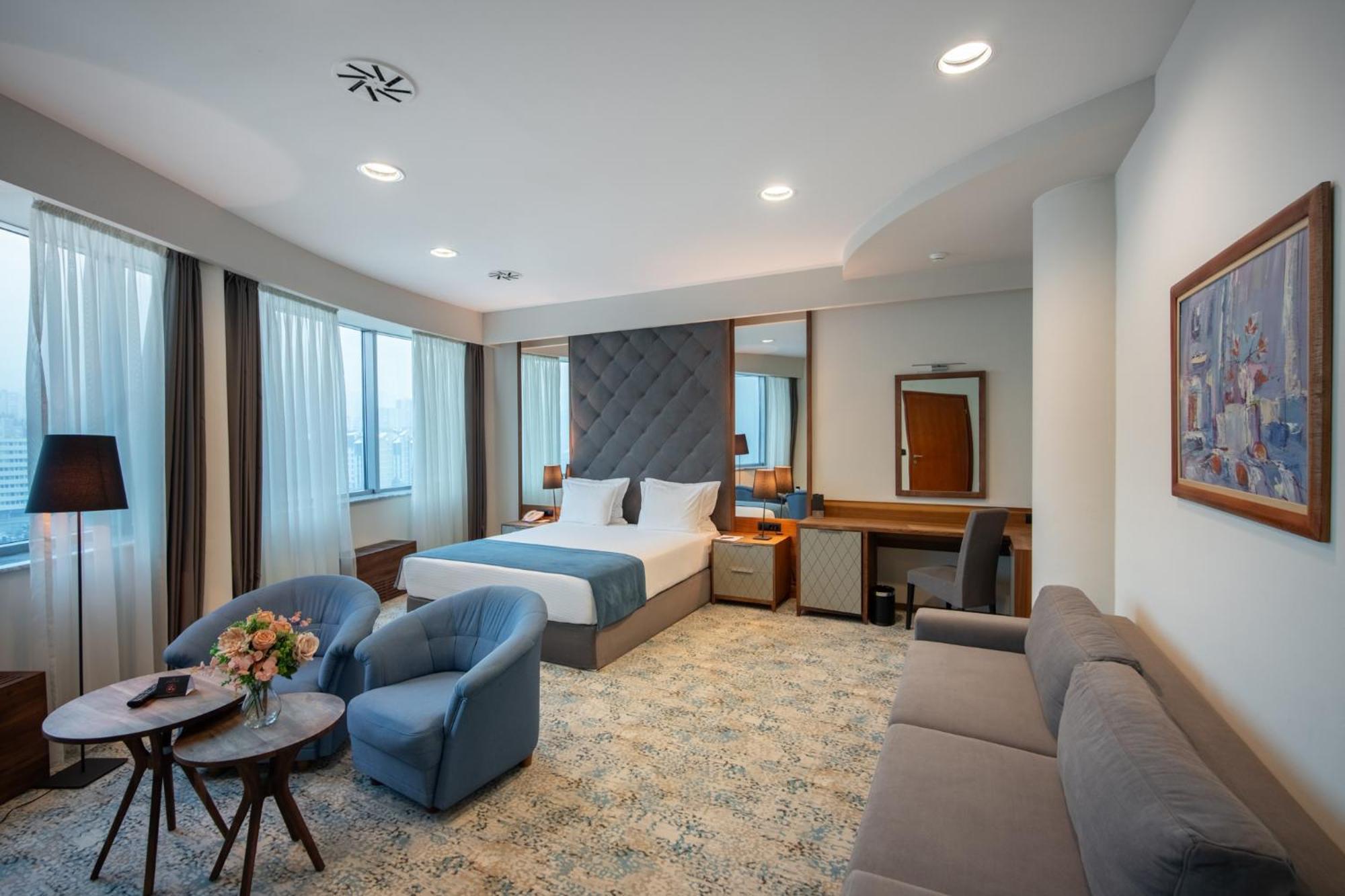 라돈 플라자 호텔 사라예보 외부 사진 Suite